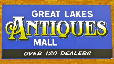 Great_Lakes_Antique_Mall-Coloma-0133-400px
