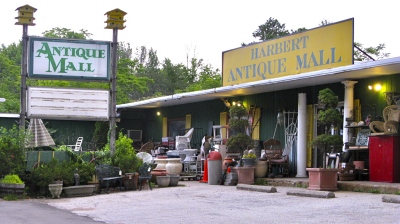 Harbert Antique Mall - Harbert, Michigan