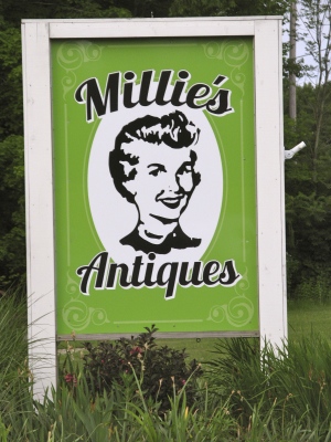 Millie's Antiques - Harbert, Michigan